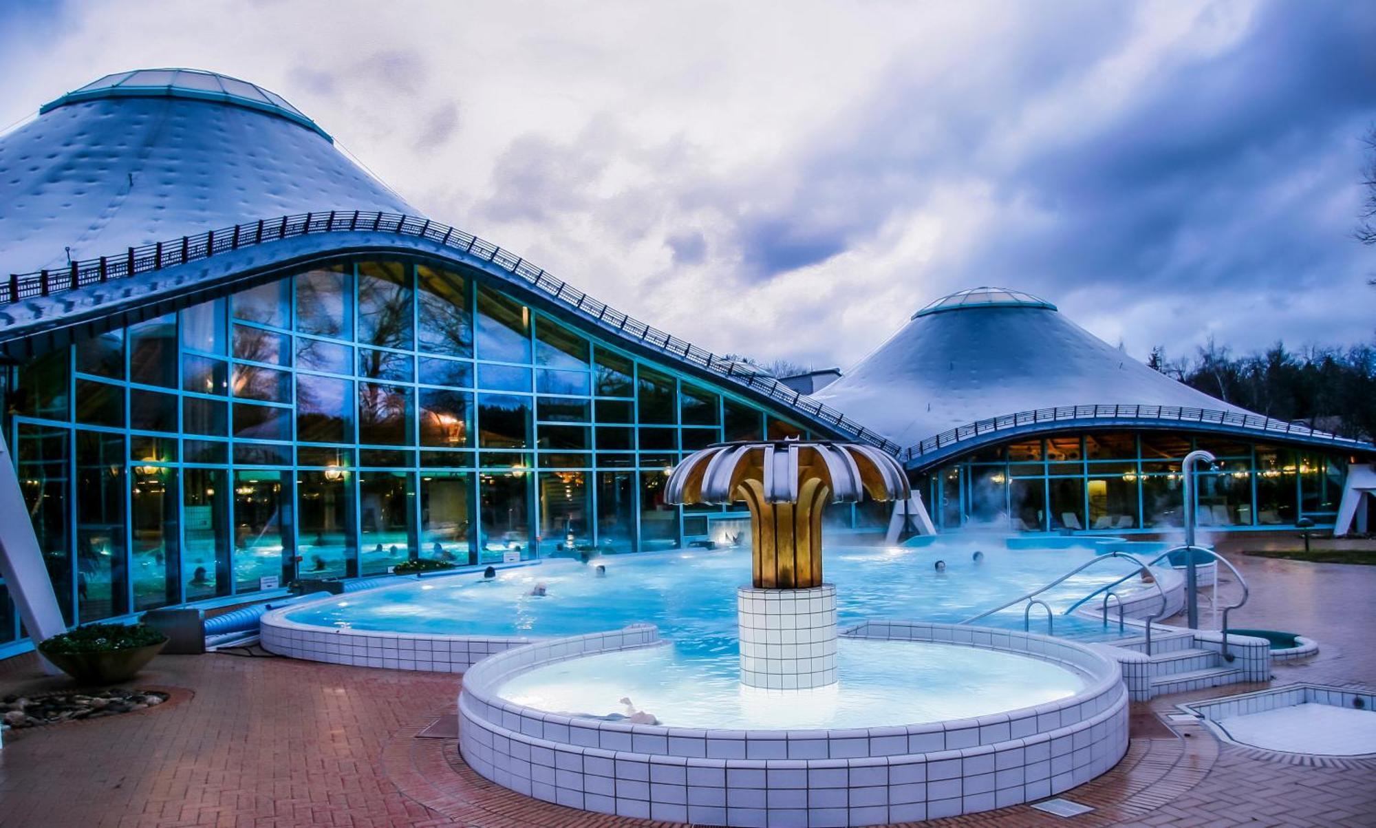 Rita - Atemberaubenden Wasserfaelle Triberg im Schwarzwald Esterno foto